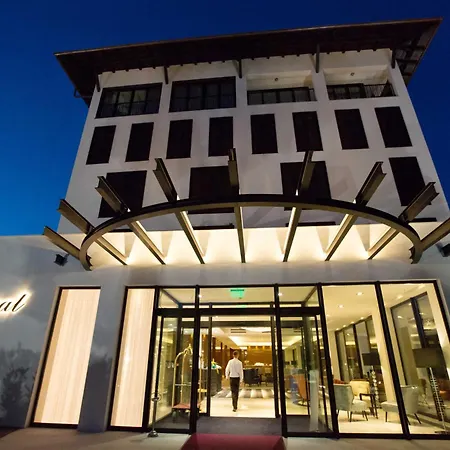 Amadria Park Royal Szálloda 4*