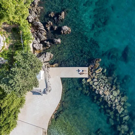 호텔 Amadria Park Royal 4*