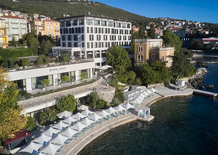 Amadria Park Royal Hotel 4*