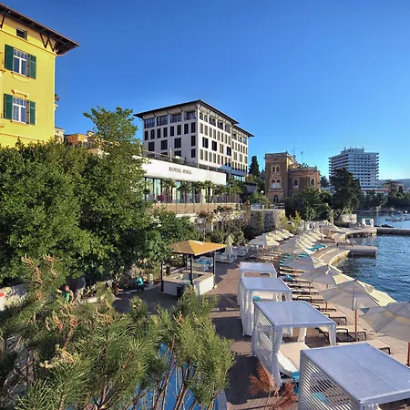 Amadria Park Royal Hotell