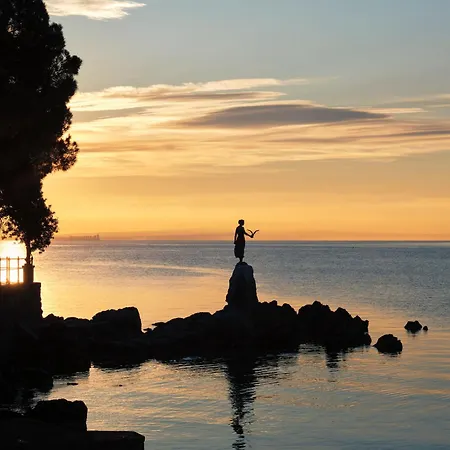 ホテル Amadria Park Royal 4*