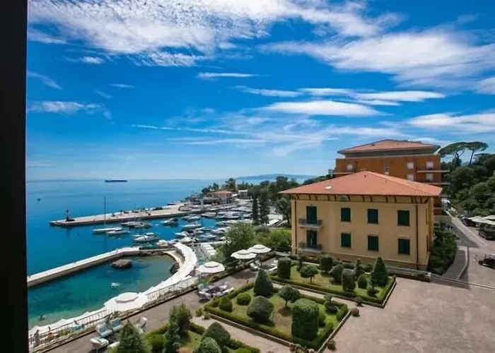 Amadria Park Royal Hotell 4*